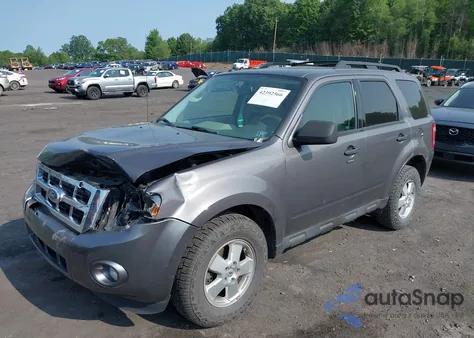 2012 Ford Escape Xlt из США, поврежденный, VIN 1FMCU9DG0CKA33985